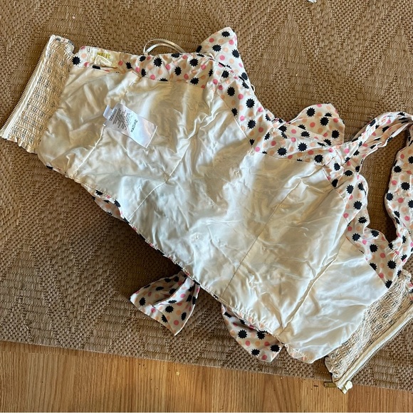 Maeve size 4 one shoulder strap whimsical tied front smocked back crop top - Picture 4 of 8